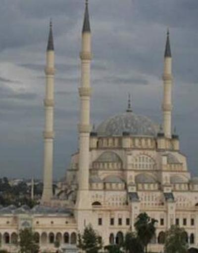 Adana Cuma saati 12 Temmuz: Diyanet Adana namaz saatleri