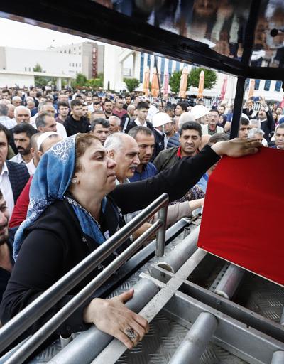 Erbil’de şehit düşen Türk diplomat son yolculuğuna uğurlandı