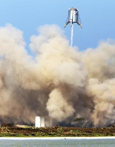 Uzaya yolculukta önemli adım: Test başarıyla gerçekleştirildi, Starhopper 150 metre yüksekliğe çıktı