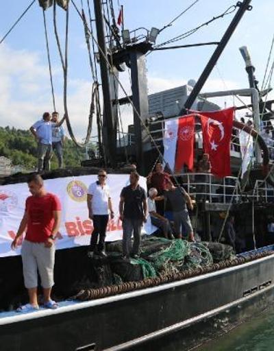 Ordulu balıkçılar denize açıldı