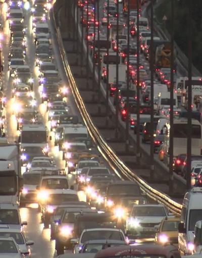 İstanbul trafiğinde son durum: Yüzde 80e ulaştı