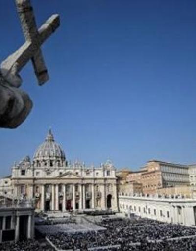 Vatikan, Papa Francesco şeytanın adamı diyen derneğe kayyum atadı
