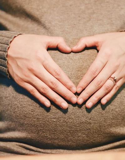 Yumurtalık rezervi azalan kadınlara gebelik şansı
