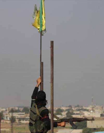 Suriye Milli Ordusu YPG/PKKnın sözde bayraklarını indirdi
