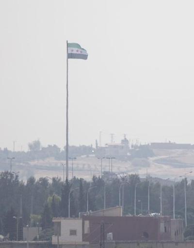Tel Abyadın batısına SMO bayrağı asıldı