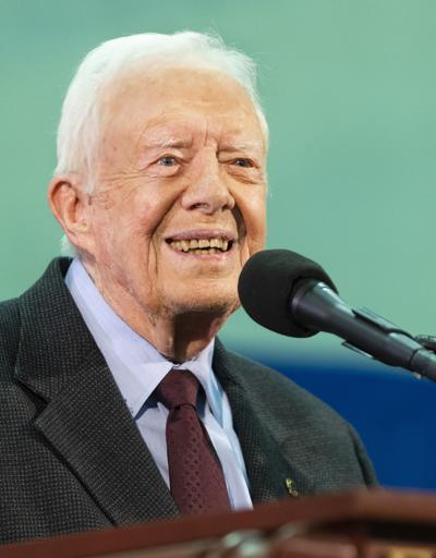 Eski ABD Başkanı Carter hastaneye kaldırıldı