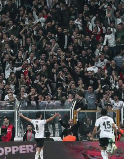 Beşiktaş-Galatasaray derbisinde efsane isimlere çirkin tezahürat