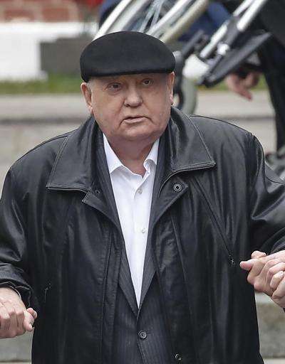 SSCBnin son lideri Gorbaçov: Soğuk değil serin savaş var