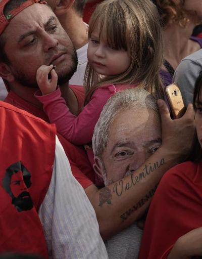 Eski Brezilya Devlet Başkanı Lula Da Silva tahliye edildi