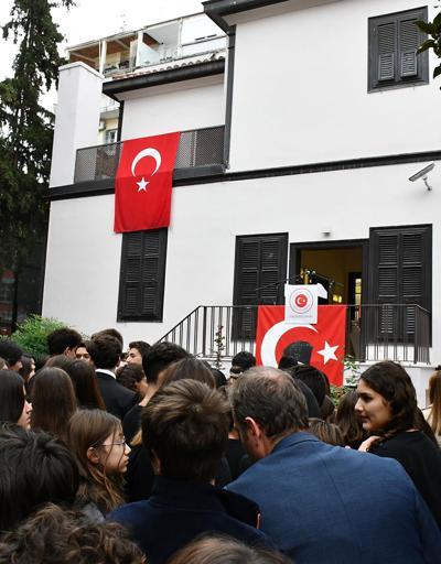 Atatürk Selanikte doğduğu evde duygu dolu törenle anıldı