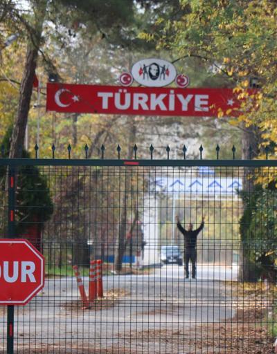 Türkiye deport etti ABD vatandaşı DEAŞlı terörist arada kaldı