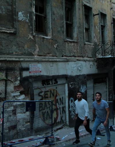 İstanbul sokaklarında her köşe başında bir tehlike