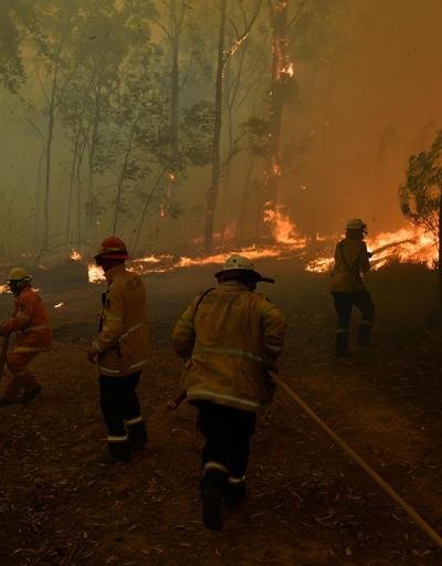 Avustralya’da yangın faciası durdurulamıyor: Yüzlerce ev kül oldu