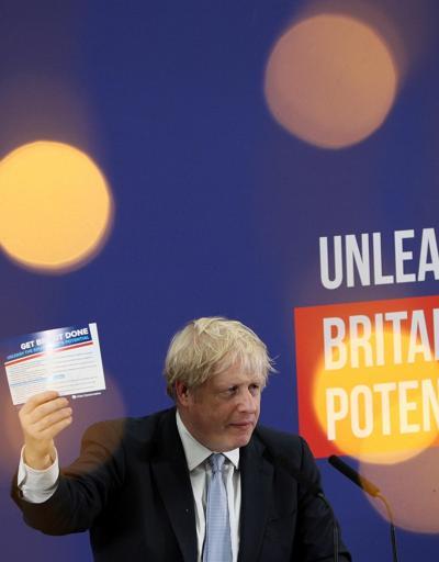 Boris Johnson özür diledi
