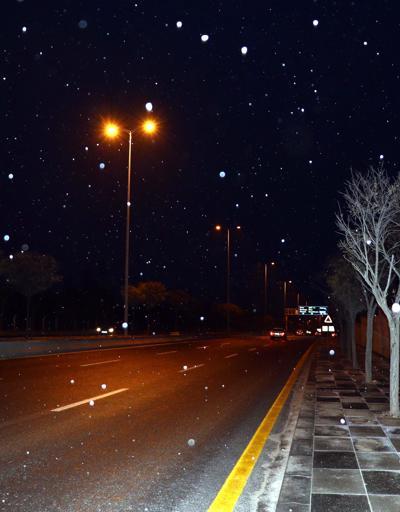 Ankarada mevsimin ilk karı yağdı