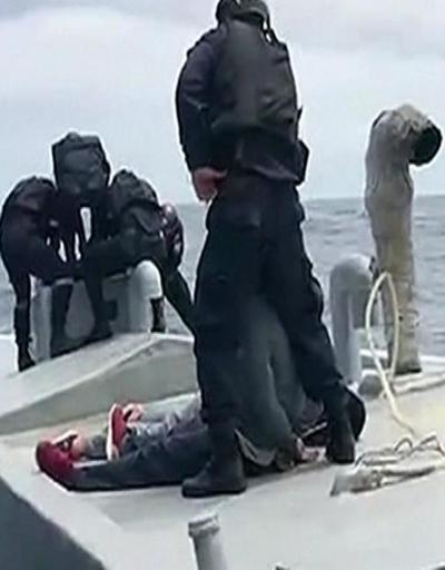 2 ton uyuşturucu taşıyan denizaltı yakalandı