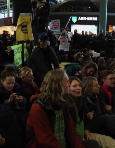 Hollandada iklim protestosu