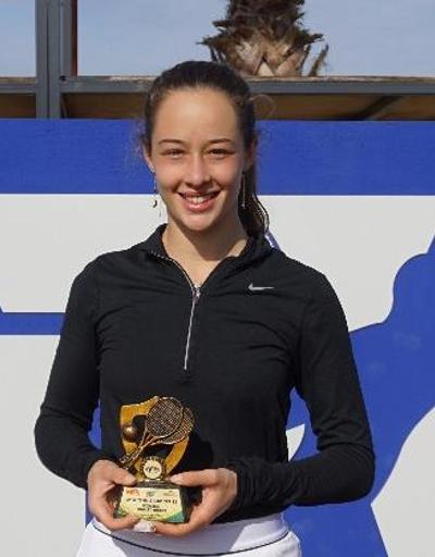 17 yaşındaki Zeynep Sönmez şampiyon oldu