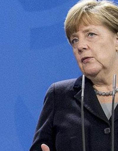 Merkel, Libya Konferansına Sarrac ve Hafter’i de davet etti