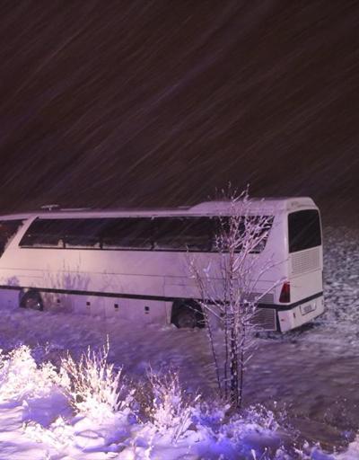 Sivasta otobüs şarampole indi: 7 yaralı