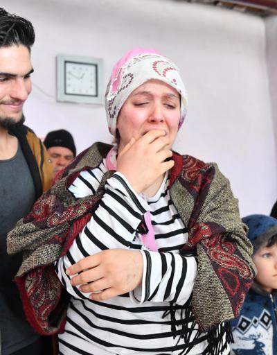 Suriyeli genç enkazdan kurtardığı çiftle böyle buluştu