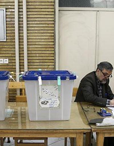 İrandaki Meclis seçimlerinde oy verme süresi uzatıldı