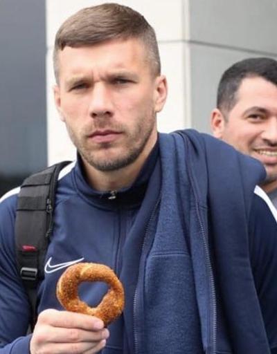 Lukas Podolski paylaşımını sildi
