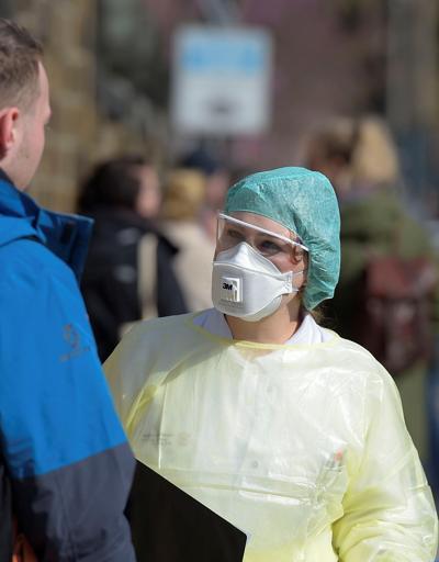 Almanyadan koronavirüs krizi açıklaması: Mayıs sonuna kadar devam edebilir