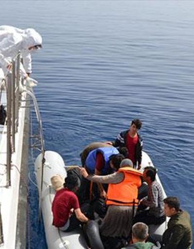 İzmirde 24 sığınmacı kurtarıldı
