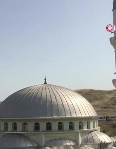 İzmirde cami minaresinden müzik yayını