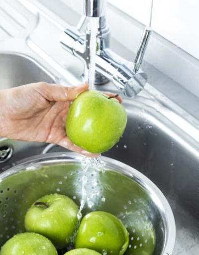 Koronavirüs günlerinde meyve ve sebzeler nasıl yıkanmalı