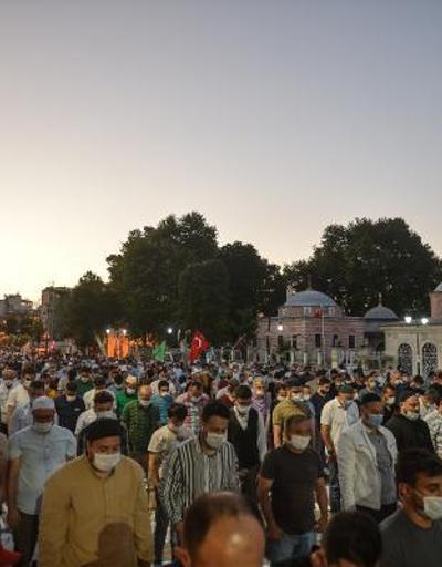 Son Dakika Haberleri Ayasofya Camii önünde akşam namazı | Video