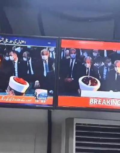 Ayasofyada cuma namazı, Pakistan haber kanallarında canlı yayınlandı