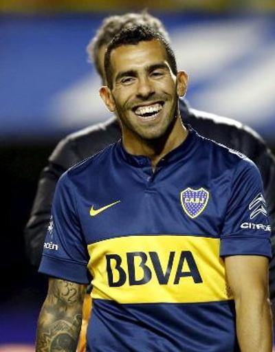 Boca Juniors Carlos Tevezin sözleşmesini uzattı
