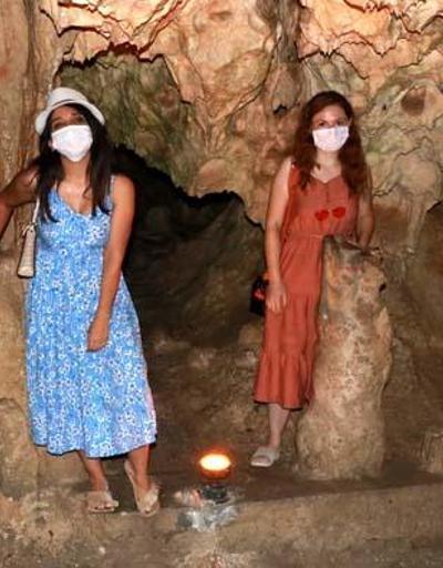 Gören hayran kalıyor İnsuyu Mağarasına 25 bin ziyaretçi