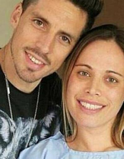 Jose Sosanın eşi Carolina Alurralde, koronavirüs olduğunu açıkladı