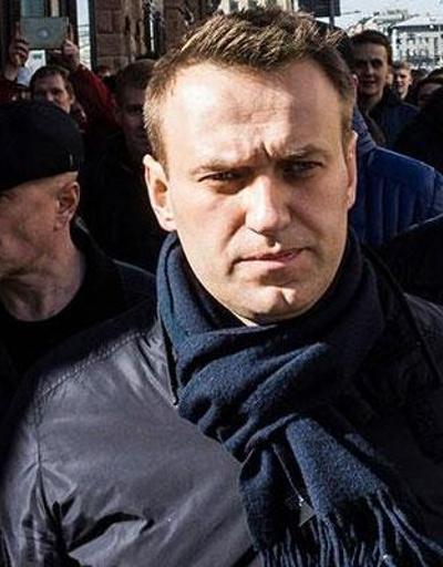 Rus muhalif aktivist Navalnıyın ilk bulgulara göre zehirlendiği tespit edildi