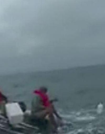 Meksika Körfezinde alabora olan teknedeki 5 kişi böyle kurtarıldı