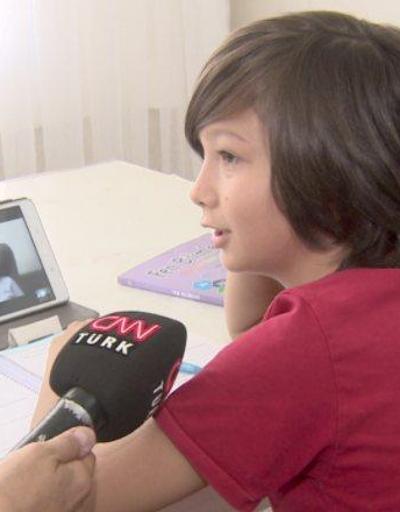 Uzaktan eğitim başladı. Çocuklar evde nasıl ders yapıyor Veliler yeni sistem hakkında ne düşünüyor | Video