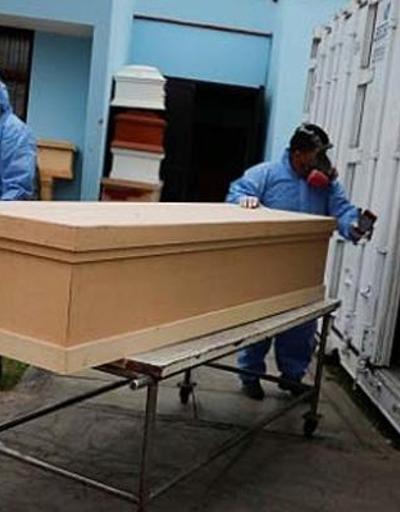 Peru, Kolombiya ve Ekvadorda Kovid-19 kaynaklı ölümler artıyor