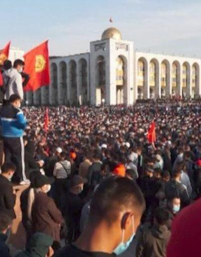 Kırgızistanda neler oluyor Protestocu gruplar arasında FETÖcüler de var | Video