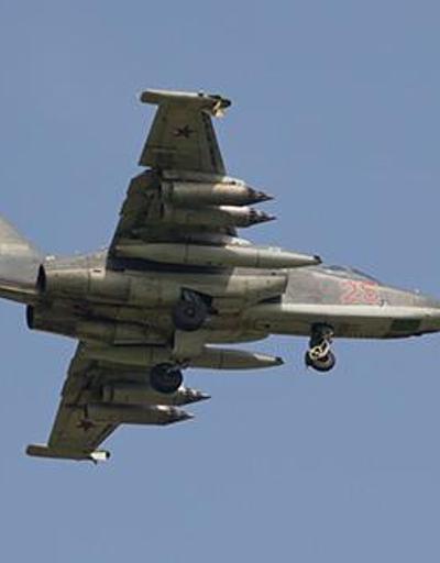 Son dakika... Azerbaycan, Ermenistana ait Su-25 savaş uçağını düşürdü | Video
