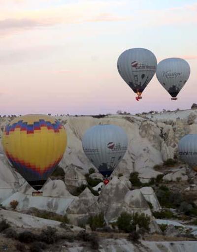 Kapadokyada balonlar Cumhuriyet Bayramı için havalandı