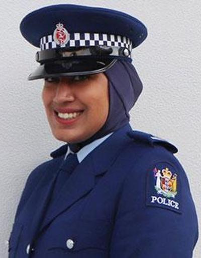 Yeni Zelandada emniyet teşkilatı üniformalarına başörtü izni