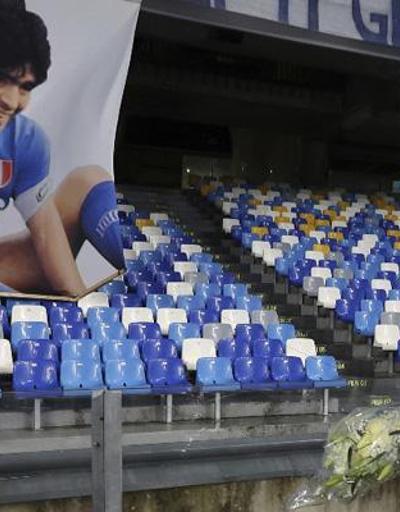 Napolinin maçlarını oynadığı stada Maradonanın adı verildi