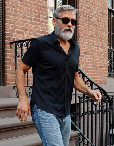 Rolü için 12 kilo veren George Clooney hastaneye kaldırıldı