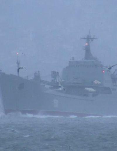 Rus savaş gemileri Boğazdan geçti | Video