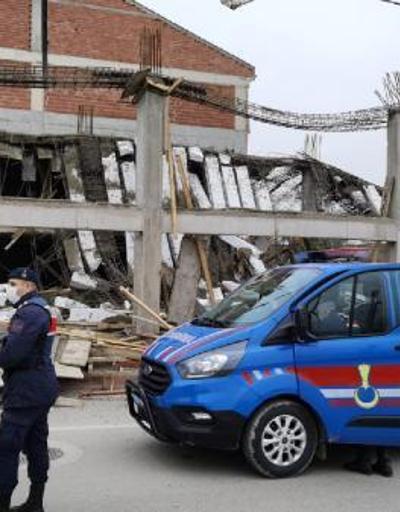 Bursada inşaatta çökme: Enkaz altına kalan 4 işçi kurtarıldı