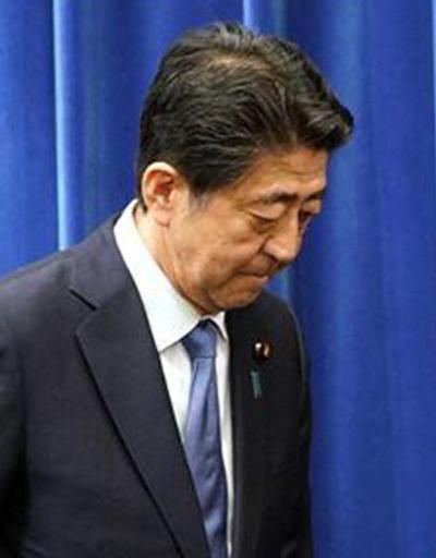 Japonya Başbakanı halktan özür diledi | Video