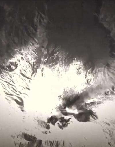 İtalya’da faaliyete geçen Etna Yanardağı uzaydan görüntülendi